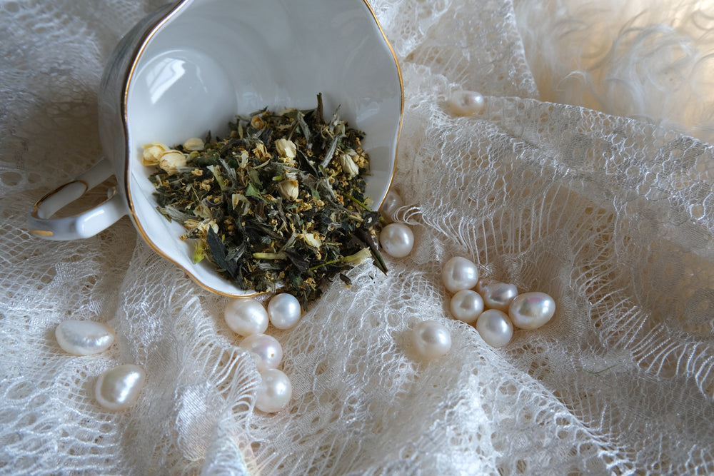 
                  
                    Load image into Gallery viewer, Alchemy: Albedo White Tea Blend
                  
                