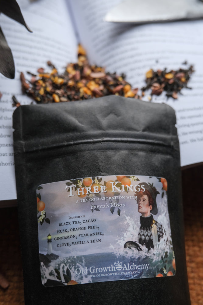
                  
                    Load image into Gallery viewer, Three Kings Black Tea Blend - Collaboration w/ Freydís Moon
                  
                